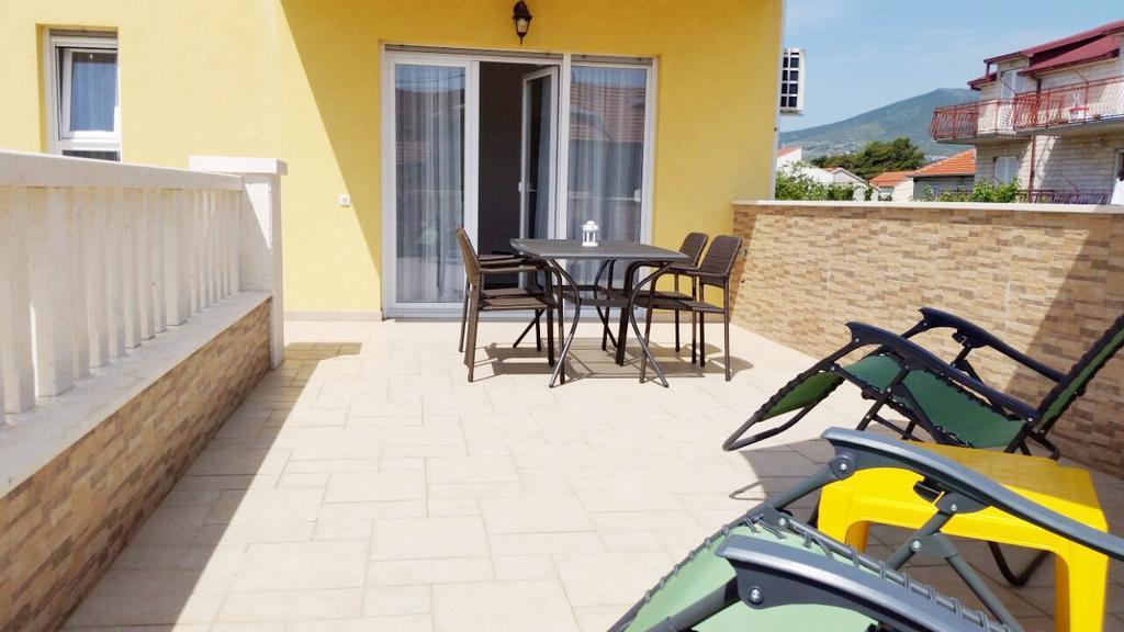 Villa Iva-Dom Kaštela Εξωτερικό φωτογραφία