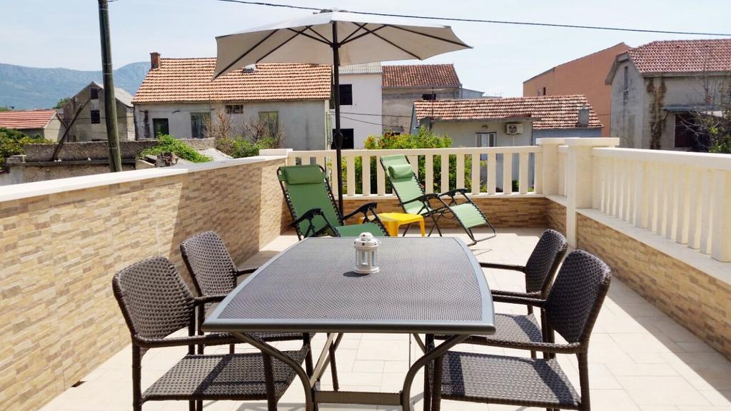 Villa Iva-Dom Kaštela Εξωτερικό φωτογραφία